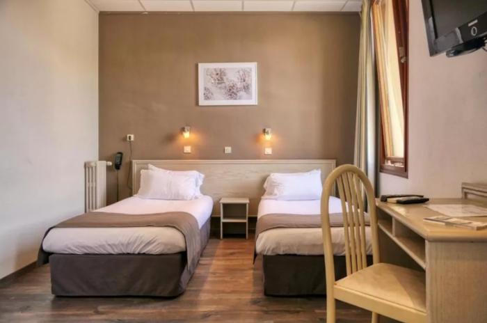 Cit'hotel Le Louvre Hotel 3*