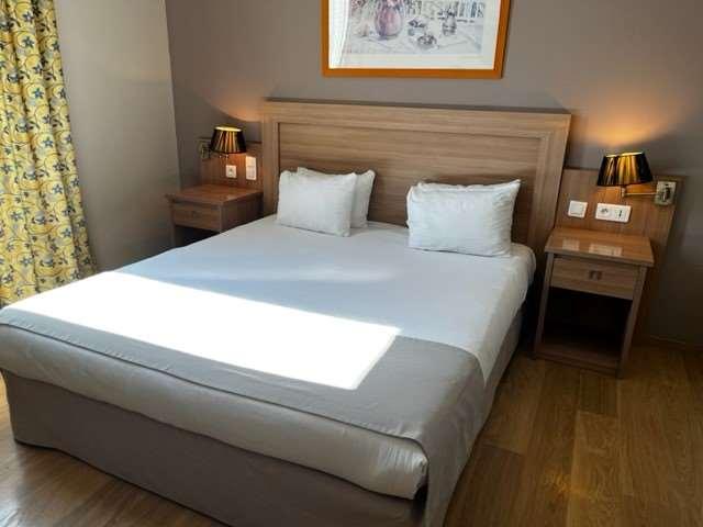 Cit'hotel Le Louvre