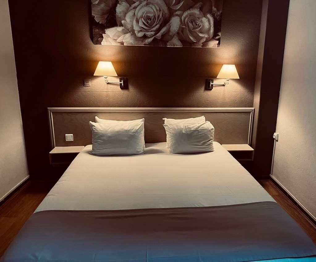 Cit'hotel Le Louvre Hotel 3*