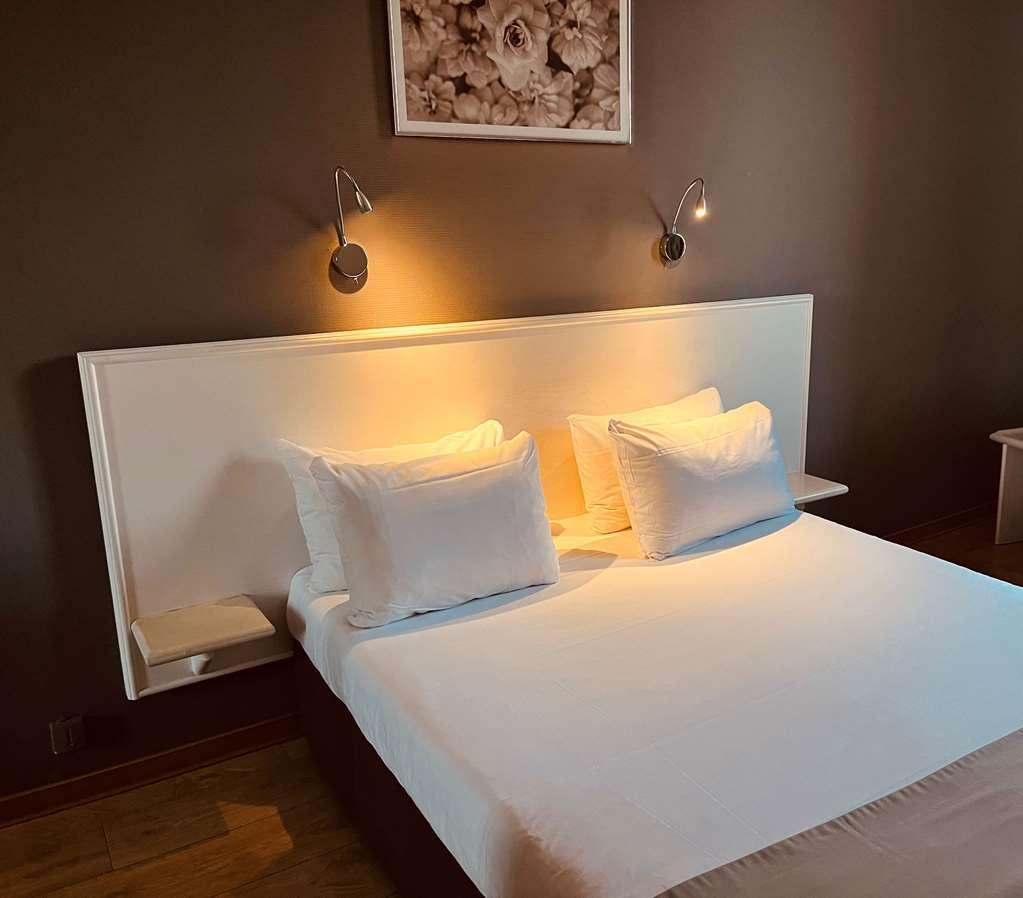 Hotel Cit'hotel Le Louvre 3*